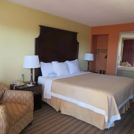 Days Inn By Wyndham Blytheville-2