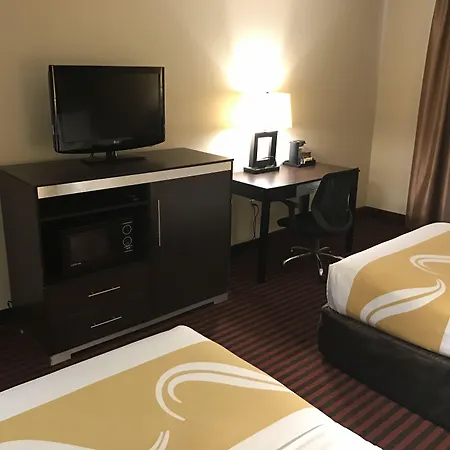 Quality Inn Schenectady - Albany-3