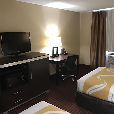 Quality Inn Schenectady - Albany-2
