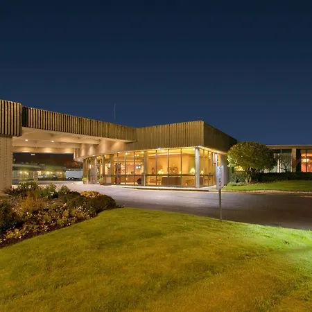 Red Lion Hotel Coos Bay-3