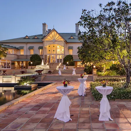 Intercontinental Sanctuary Cove Resort By Ihg-2