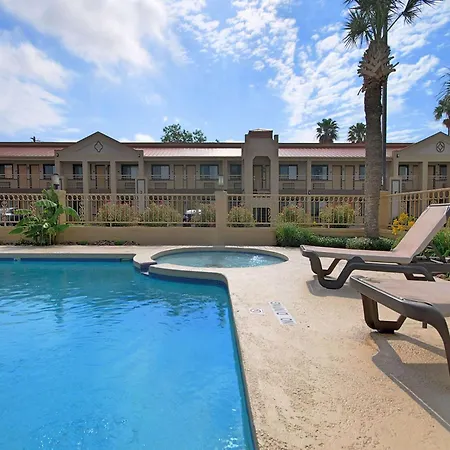 Americas Best Value Inn Kingsville-2