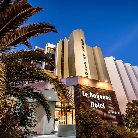 Hôtel Le Bayonne-3