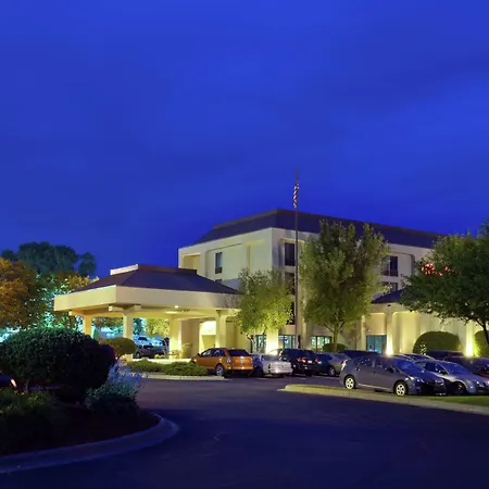 Hampton Inn Rockford-2