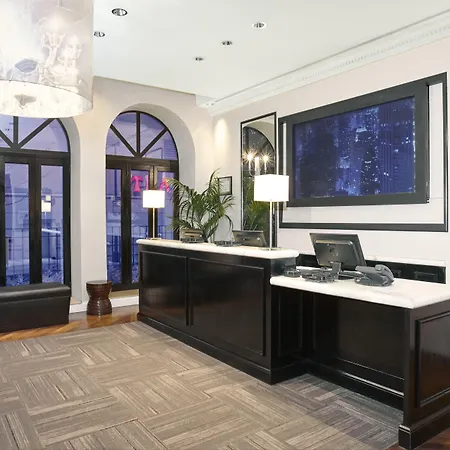 Holiday Inn Express Chicago - Magnificent Mile By Ihg-2