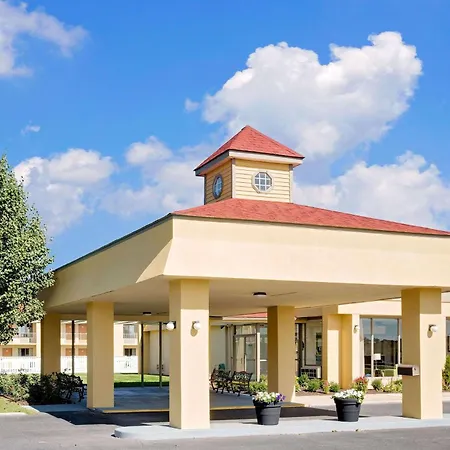 Days Inn By Wyndham Easton-3