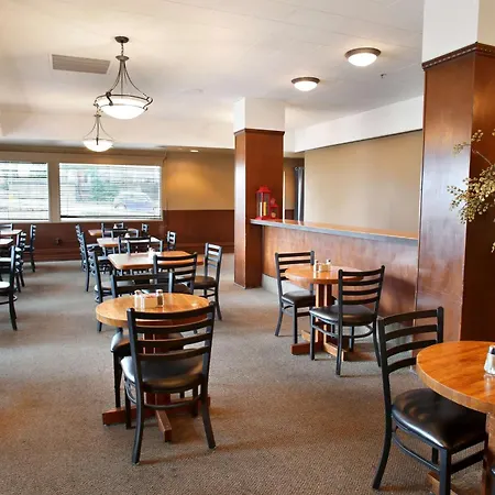 Red Lion Inn & Suites Olympia, Governor Hotel-2