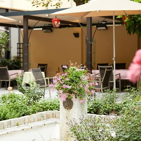Parkhotel Graz - Traditional Luxury-2