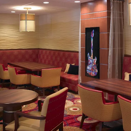 Wyndham Cleveland Airport-3