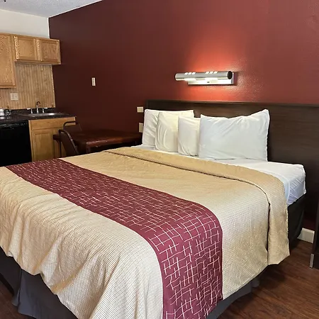 Red Roof Inn Parkersburg-2