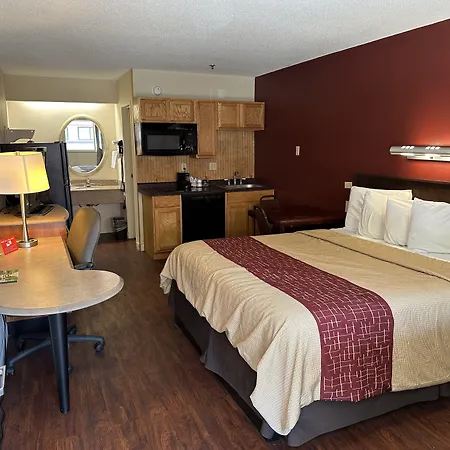 Red Roof Inn Parkersburg-3