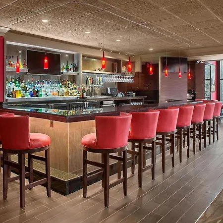 Sheraton Suites Akron Cuyahoga Falls-2