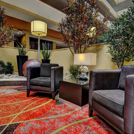 University Plaza Hotel-2