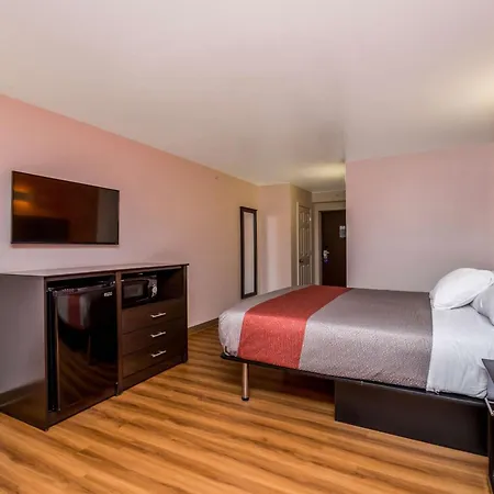 Motel 6 Peoria, Il-3