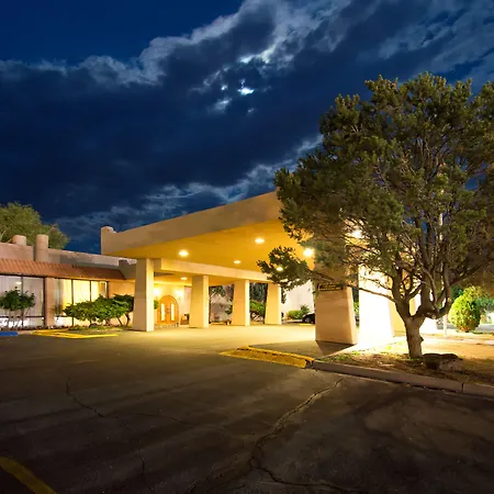 Quality Inn Taos-3