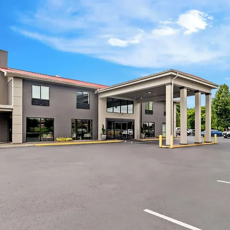 Red Lion Hotel Portland Airport-3