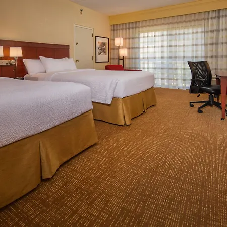Courtyard By Marriott Silver Spring North/White Oak-2