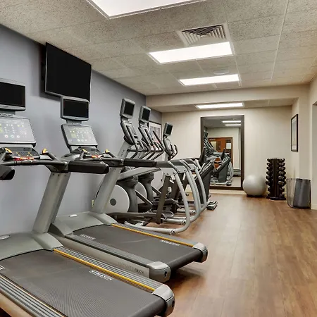 Drury Inn & Suites Sikeston-2