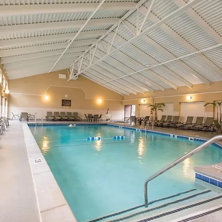 Doubletree By Hilton Hotel Grand Rapids Airport-2