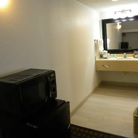 Quality Inn Mount Vernon-2