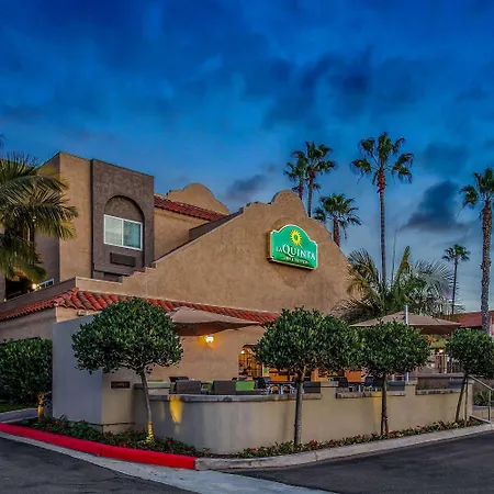 La Quinta By Wyndham Carlsbad - Legoland Area-2