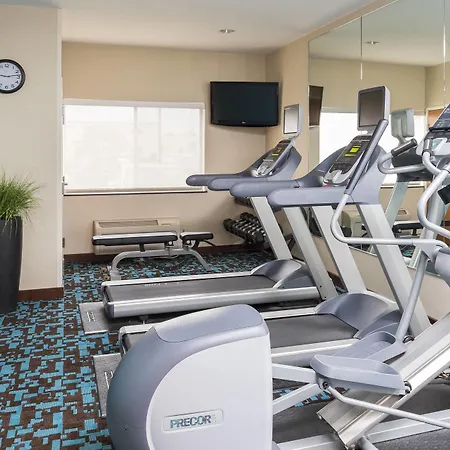 Fairfield Inn & Suites Lincoln-3