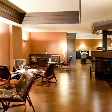 New Hotel Charlemagne-3