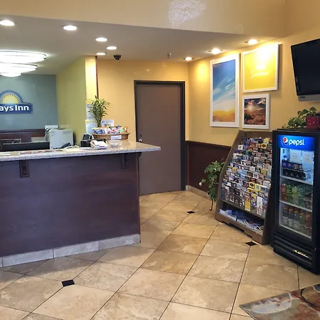 Days Inn By Wyndham Rio Rancho-3