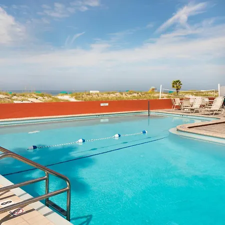 Island Inn Beach Resort-3