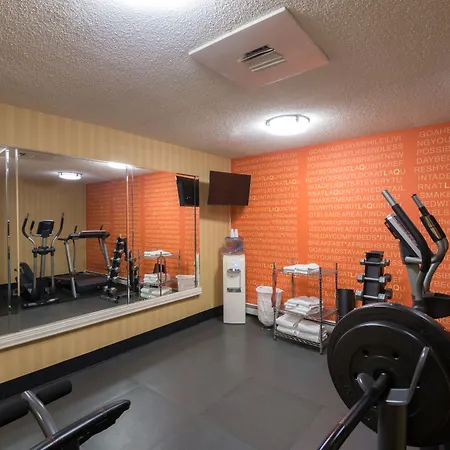 La Quinta Inn By Wyndham Buffalo Airport-2