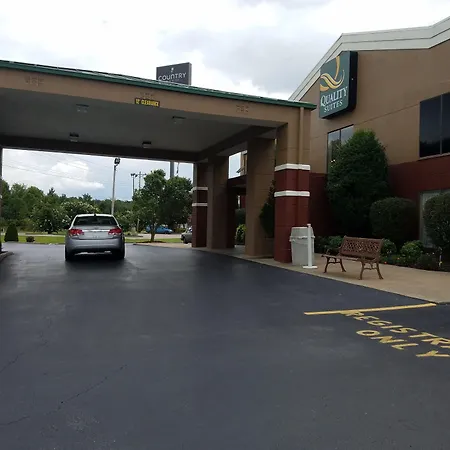 Quality Suites Paducah I-24-2