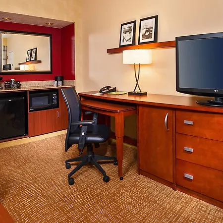 Courtyard By Marriott Raleigh Midtown-2