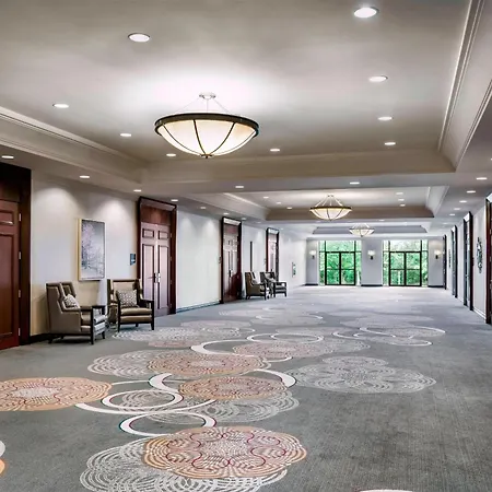Sheraton Toronto Airport Hotel & Conference Centre-3