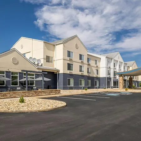 Fairfield Inn & Suites Butler-3