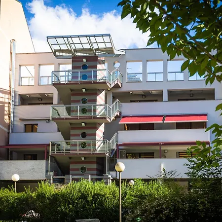 Piazzi House-2