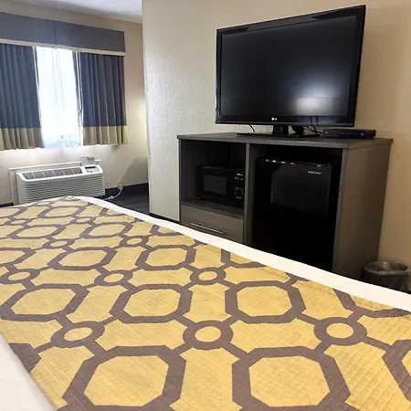 Baymont By Wyndham Tupelo-2