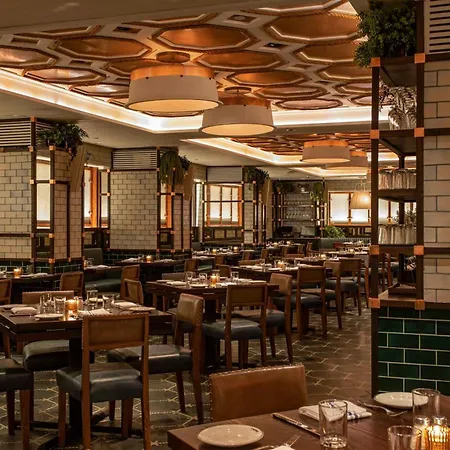 Moxy Nyc Times Square-3
