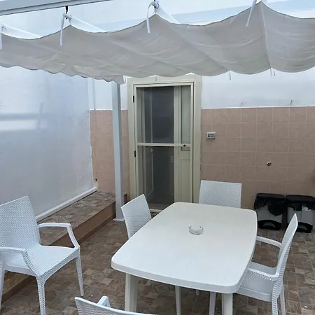 Notos B&B-3