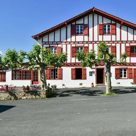 Logis Hôtel Baratxartea-2