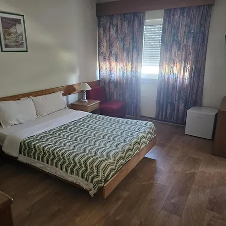 Hotel Cruz Da Mata-3