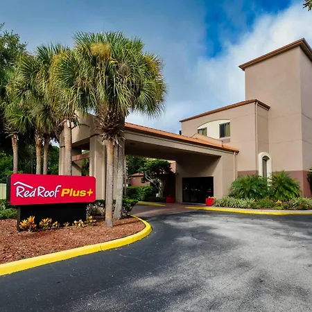 Red Roof Inn Plus+ Palm Coast-3