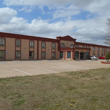 Rest Inn Fort Smith-2