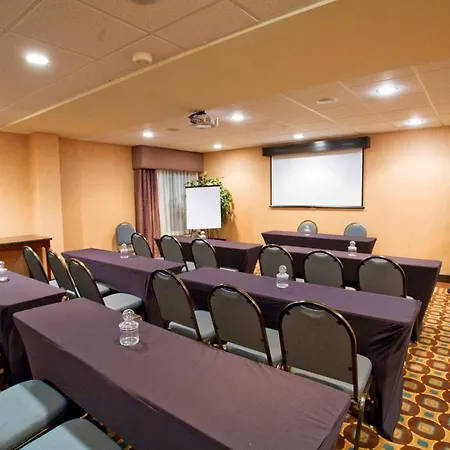 Hampton Inn Atlanta-Newnan-2