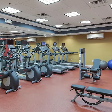 Courtyard By Marriott Portsmouth-3