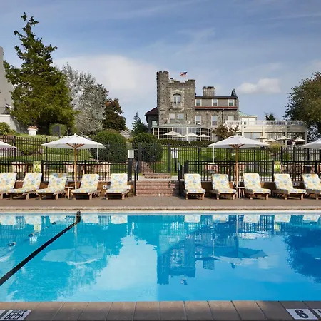 Tarrytown House Estate-2