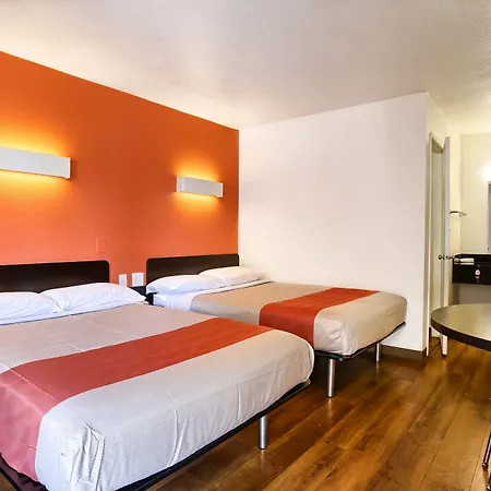 Super 8 By Wyndham Walnut Creek-3