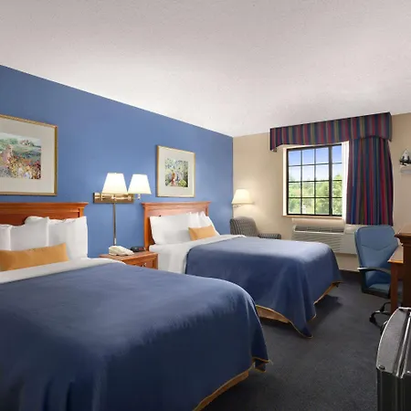 Days Inn By Wyndham Keene Nh-3