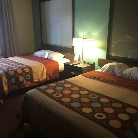 Super 8 By Wyndham Peoria-3