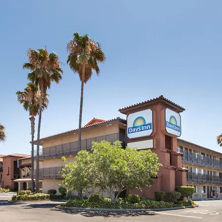 Days Inn By Wyndham San Jose Airport-3