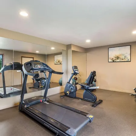 Best Western Mount Pleasant Inn-2